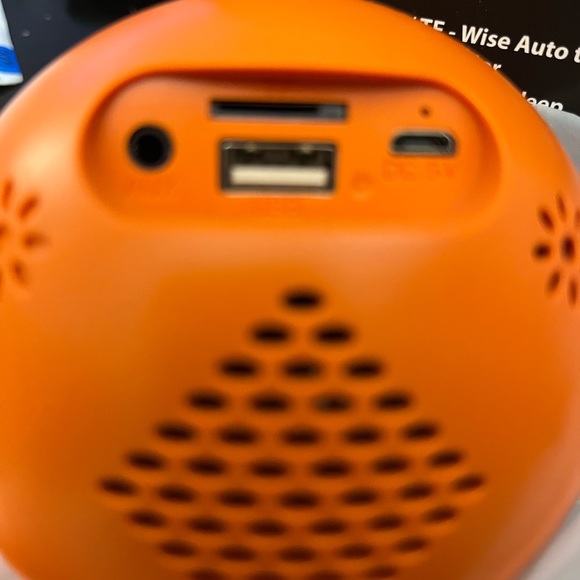 Ztech Alarm Clock- purchased from Today Show Steals & Deals - Picture 2 of 6
